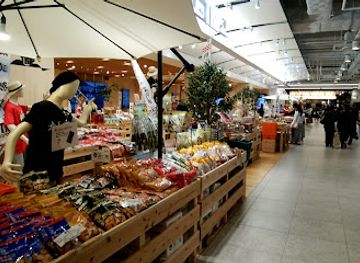 japan/hiroshima-countryside/shop/the-outlets-hiroshima