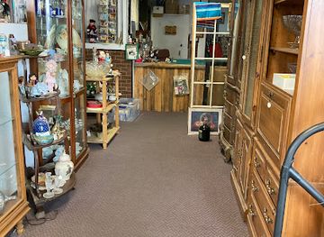 texas/amarillo/shop/memaw-s-and-papa-s-collectables