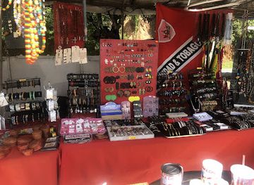 trinidad-and-tobago/edith-falls/shop/trini-on-de-lookout