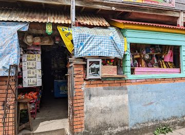 honduras/utila/shop/tienda-de-el-profesor