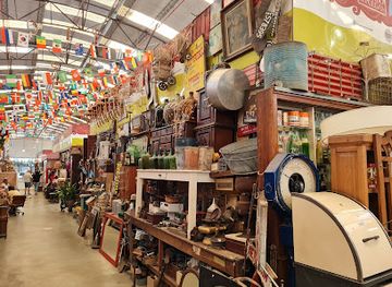 argentina/eastern-argentina/shop/mercado-de-las-pulgas