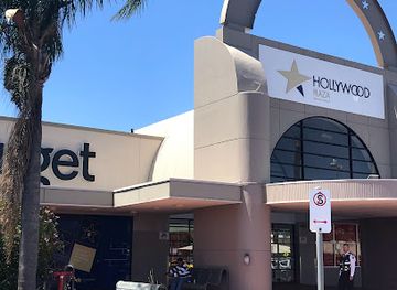 australia/southern-western-australia/shop/target-hollywood-plaza