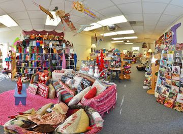 pennsylvania/erie/shop/the-shops-at-the-colony