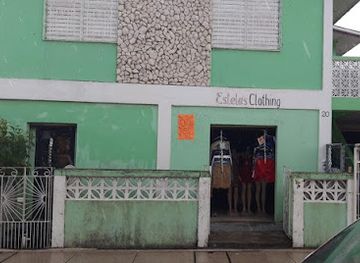 belize/southern-belize-barrier-reef/shop/estella-s-used-clothes