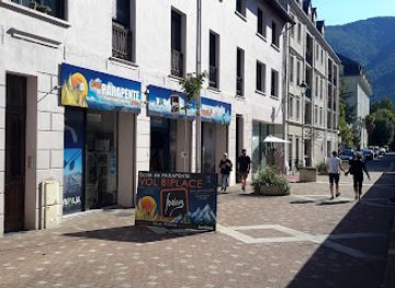 france/pyrenees/shop/soaring-school-paragliding-mountain-shop