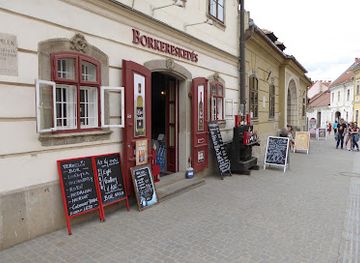 hungary/eger/shop/hegyikristaly-ajandek