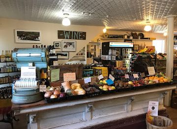 massachusetts/quabbin-reservoir/shop/the-country-store