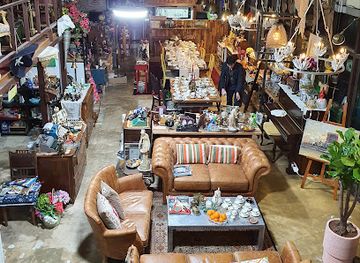 south-korea/jeju-city/seogwipo-city/shop/musee-antique