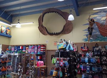 texas/port-aransas/shop/beachmart
