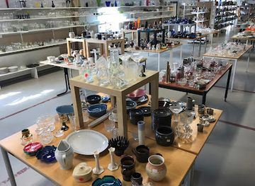 sweden/halland/shop/is-halmia-flea-market