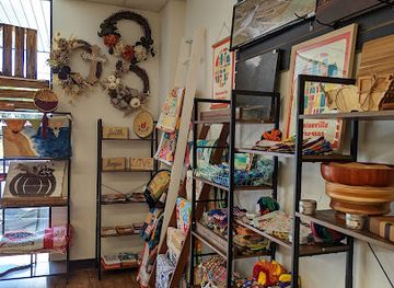 arkansas/bentonville/shop/the-crafty-shambles-studio-store