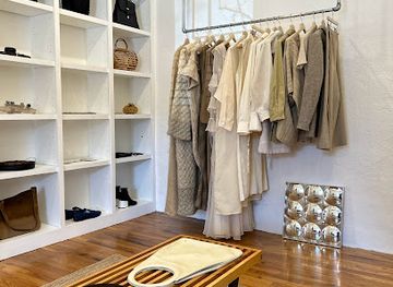 new-mexico/santa-fe/shop/lust-and-fond-vintage-boutique