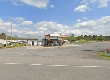 alabama/cherokee-rock-village/shop/one-stop-johns-at-crossroads