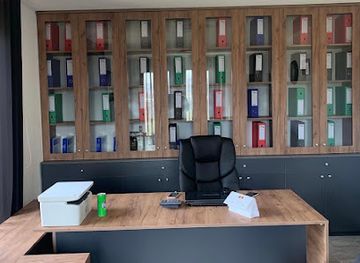 kosovo/white-drin-waterfall/shop/mobileria-keni