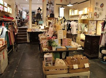 spain/madrid/shop/la-antigua