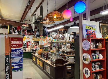 alabama/tennessee-valley/shop/candlelight-antiques