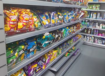 united-kingdom/liverpool/albert-dock/shop/albert-dock-mini-market-previously-named-hajaj-general-super-store