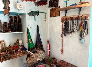 cabo-verde/sal/shop/galeria-art-madeira