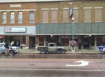 south-dakota/mitchell/shop/harve-s-sport-shop