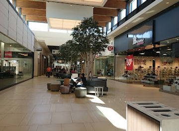 canada/pembina-valley/shop/outlet-collection-winnipeg