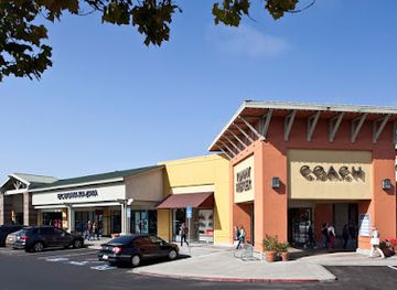 Napa Premium Outlets