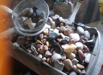 montana/columbia-falls/shop/stacy-s-table