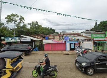 philippines/palawan/shop/queen-s-bridal-gowns-souvenir-shop