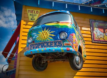 florida/destin/shop/fudpucker-s-trading-company