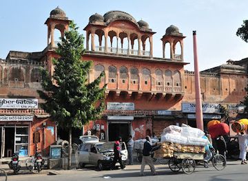 india/jaipur/pink-city/shop/pink-city-haat-bazar