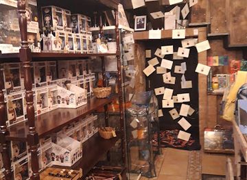 spain/galicia/shop/la-tienda-que-no-debe-ser-nombrada