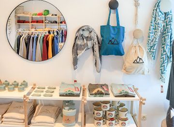 slovenia/lake-bled/shop/outbase