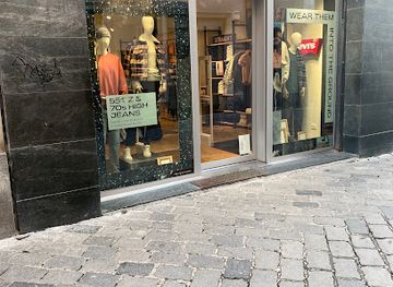 italy/val-d-aosta/shop/levi-s-aosta