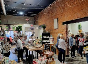 ohio/findlay/shop/roobarb-studios