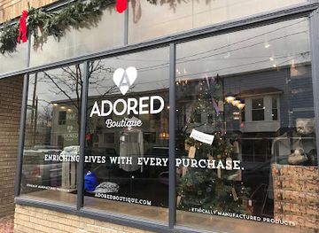 michigan/grand-rapids/shop/adored-boutique