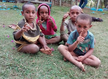 papua-new-guinea/mount-wilhelm/shop/munduka-kala-mates