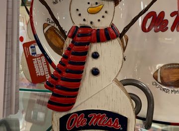 tennessee/germantown/shop/debbie-s-hallmark-shop