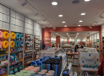 spain/valencia/l-eixample/shop/miniso