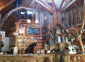 chile/los-rios-region/shop/portal-salto-huilo-huilo