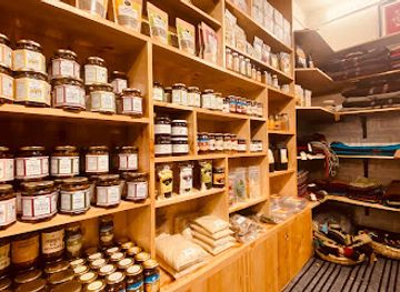 india/the-himalayas/shop/baatuli-the-himalayan-store