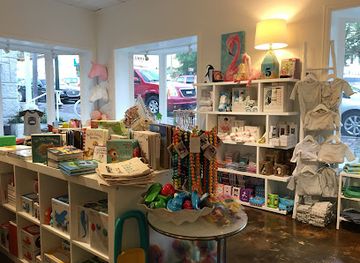 florida/mount-dora/shop/checkered-moon