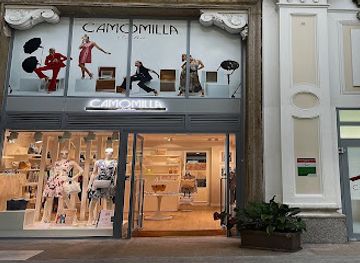 italy/genoa/pre/shop/camomilla-italia