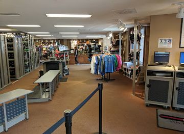 colorado/breckenridge-ski-resort/shop/breck-sports-crystal-peak