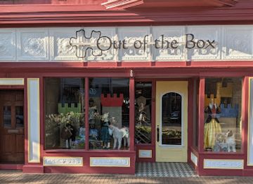 michigan/holland/shop/out-of-the-box