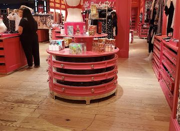 connecticut/danbury/shop/victoria-s-secret-pink-by-victoria-s-secret