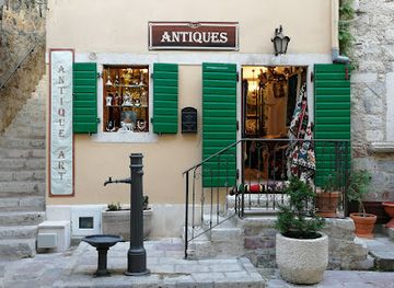 montenegro/kotor/shop/antique-art