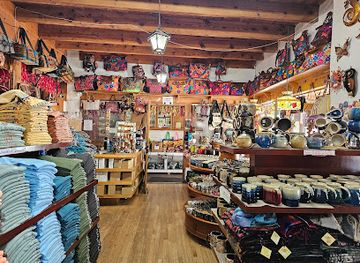 new-mexico/manzano-mountains/shop/mercado-plaza