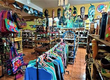 costa-rica/brunca-region/shop/tienda-de-artesanias