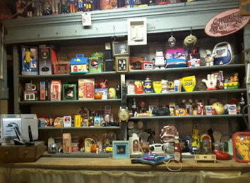 missouri/st-louis/shop/remember-when-antiques