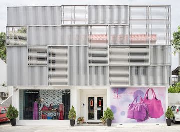 malaysia/southern-region/shop/luxury-vintage-designer-treasure