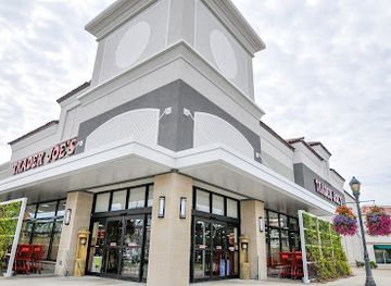 alabama/upland-south/shop/the-summit-birmingham